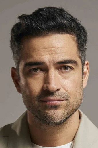 Chân dung Alfonso Herrera