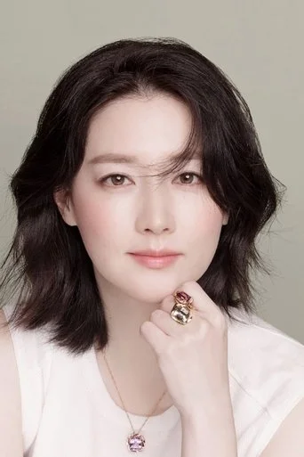 Chân dung Lee Young-ae