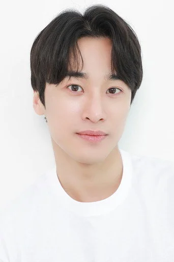 Chân dung Sin Woo-gyeom