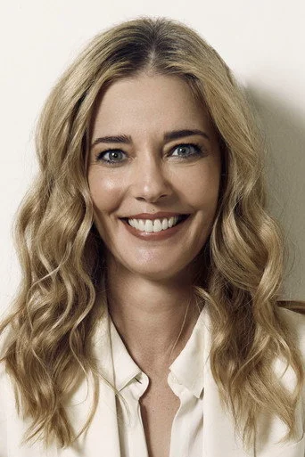 Chân dung Christina Moore