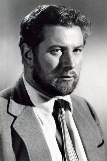 Chân dung Peter Ustinov