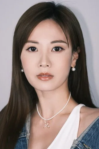 Chân dung Rebecca Zhu Chenli