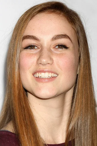 Chân dung Madison Lintz
