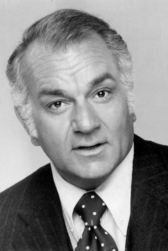 Chân dung Robert Mandan