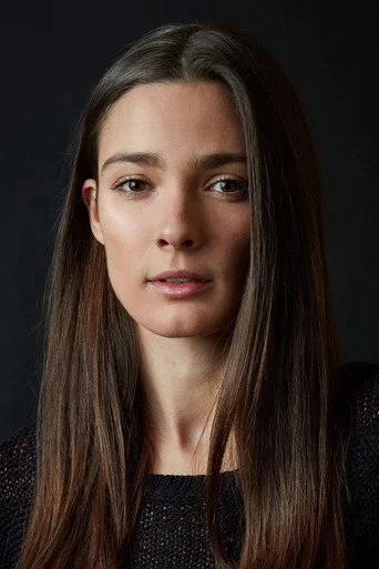 Chân dung Lorina Kamburova