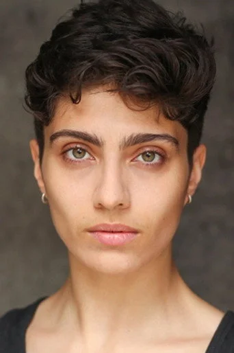 Chân dung Xelia Mendes-Jones