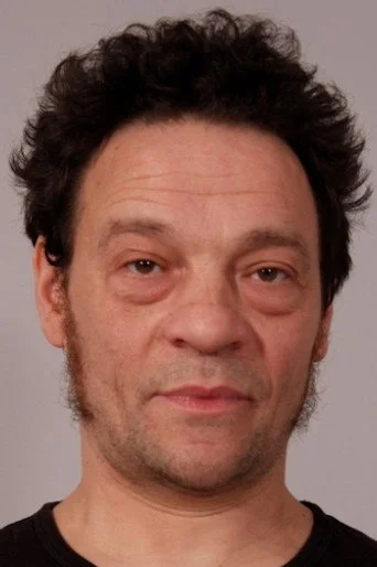Chân dung Christian Dunkley-Clark