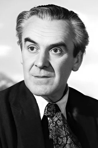 Chân dung John Le Mesurier
