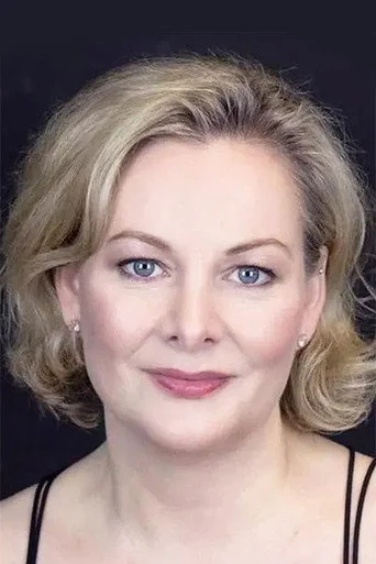 Chân dung Sara Stewart