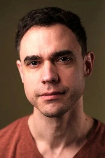 Chân dung Simon Haines