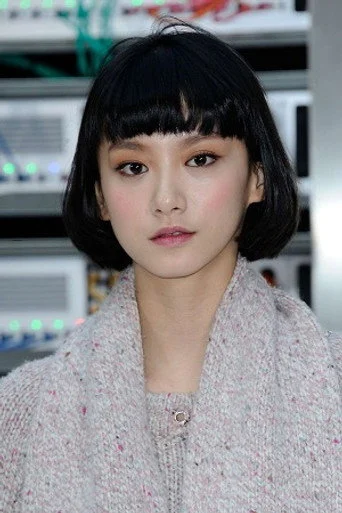 Chân dung Angela Yuen Lai-Lam